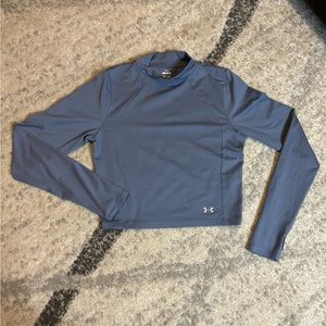Women’s under armour crop top